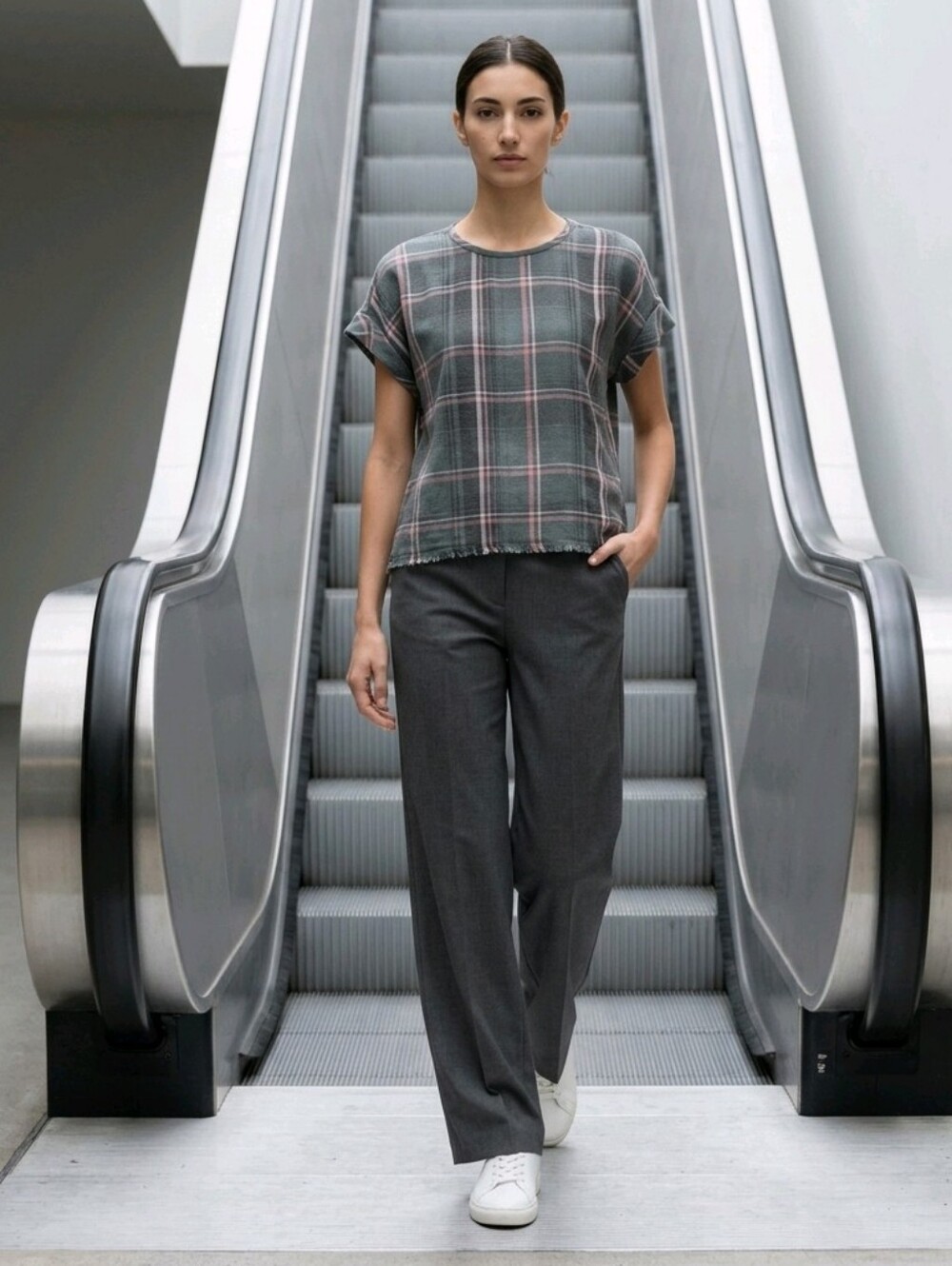 Anthropologie Gray Plaid Top with Pink-gray Size XS